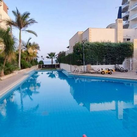 Апартаменты Pegasus Beach Front Лимасол Экстерьер фото