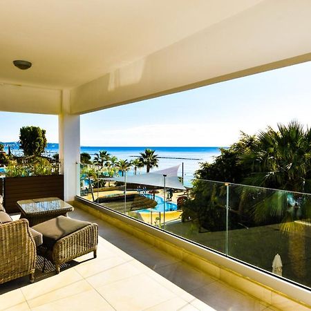 Апартаменты Pegasus Beach Front Лимасол Экстерьер фото